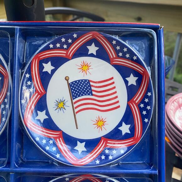 MWW Manual Woodworkers & Weaving Set of 4 Mini Plates 4th of July NIP - Picture 4 of 8